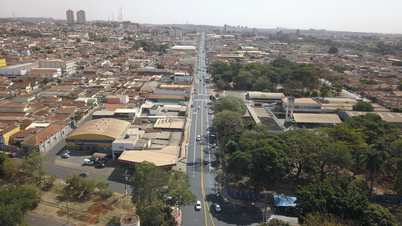 Corredor de ônibus na Av. Dom Pedro I gerou queda de 45% nas vendas do Comércio local